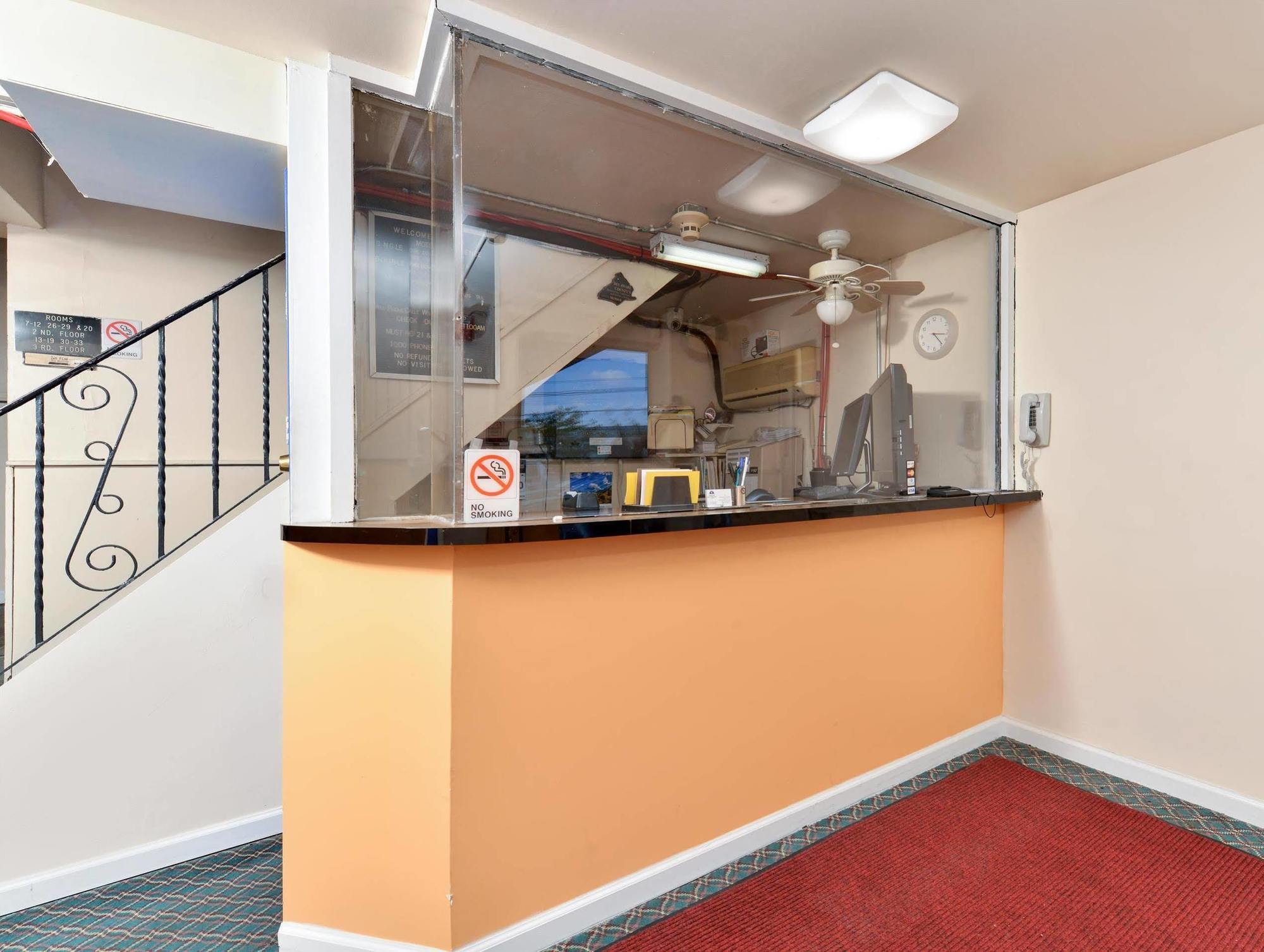 Americas Best Value Inn Media Philadelphia Εξωτερικό φωτογραφία